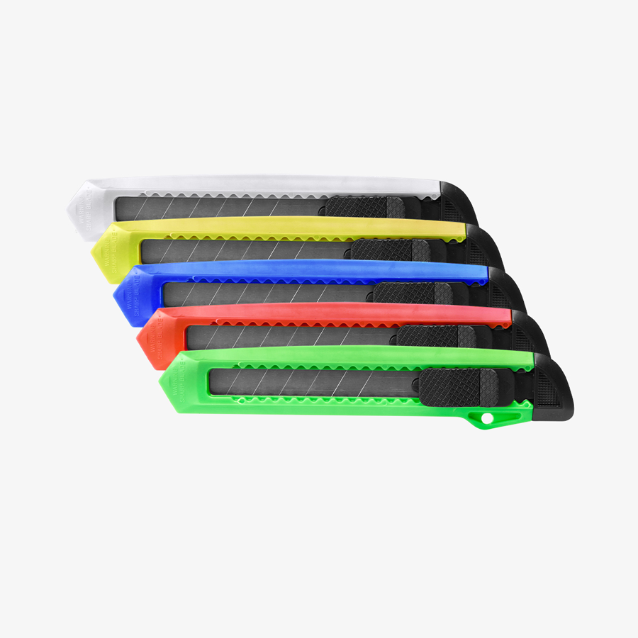 Vielseitige Cuttermesser mit breiter Klinge, in verschiedenen Farben verfügbar