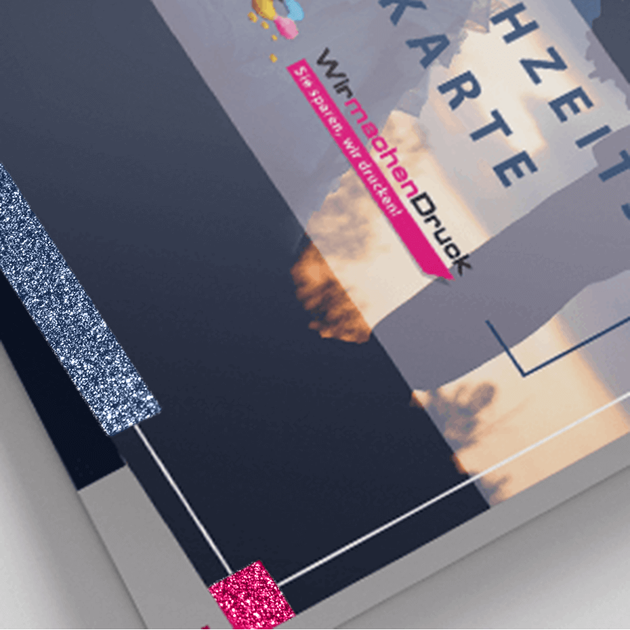 Detailaufnahme einer Hochzeitskarte mit einer partiellen Glitzerlack-Veredelung