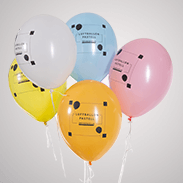Luftballons in Pastellfarben