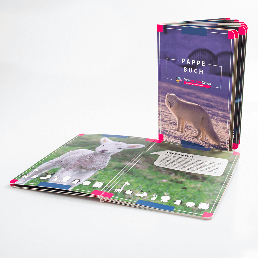 Aufgeschlagenes und geschlossenes Pappbilderbuch im Hochformat, vollfarbiger Druck und Layflat-Bindung