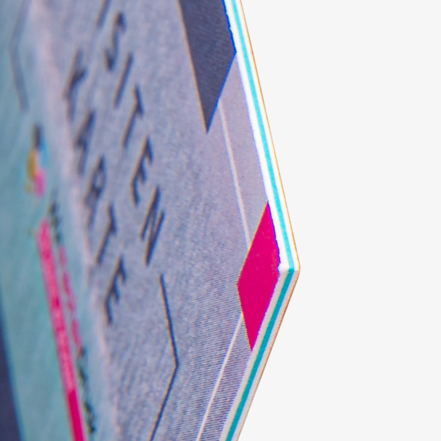 Detail einer Multiloft-Visitenkarte mit Farbkern in vollfarbigem Druck