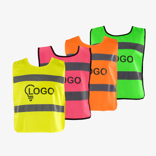 Verschiedene individuell bedruckte Warnschutzponchos in Neonfarben