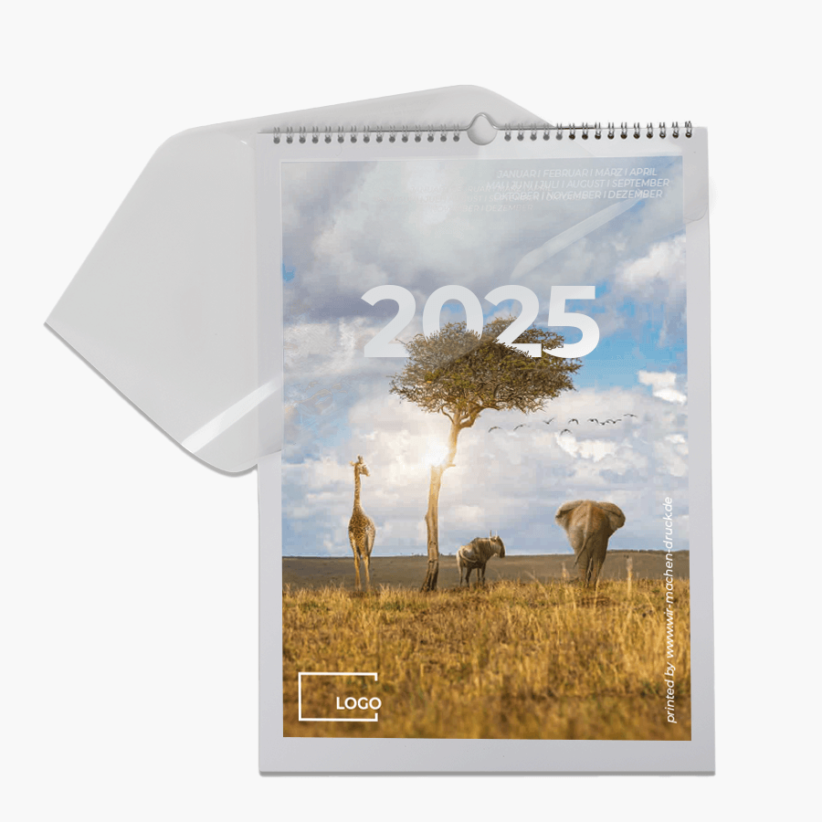 Monatskalender für 2025 im Hochformat, im Design Wildlife