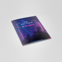 Abizeitung mit Klebebindung, Cover sichtbar, Fotorealistischer Druck