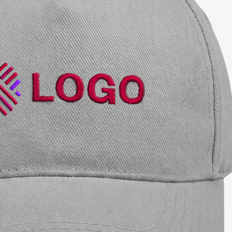 Beechfield - Ultimate 5-Panel Cap, mit einer Stickposition, Detail Stick