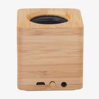 Bluetooth-Lautsprecher aus Bambus eckig Bedienelemente