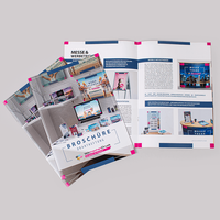 Broschuere, farbig bedruckt, liegend, aufgeschlagen