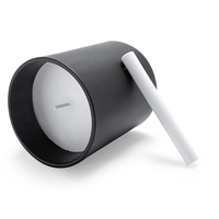 Duftkerze im Schieferglas mit Kreide liegend