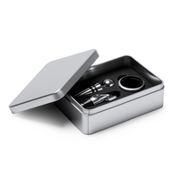 Edelstahl-Weinset mit Metallbox 4-teilig geöffnet