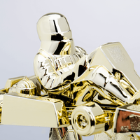 Figurenpokal Kart auf Sockel, Gold, sthend