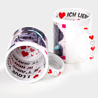 Fototasse ICH LIEBE DICH, Innen ein Schriftzug mit Ich liebe Dich, Henkel mit Herzen, Tassenboden mit Herzen