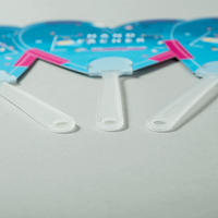 Handfächer, Herz Form mit Griff, farbig bedruckt mit Text, liegend