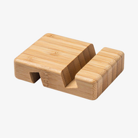 Handyhalter aus Bambus liegend