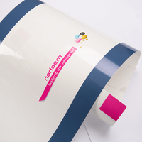 Hinterglasaufkleber, farbig bedruckt. gerollt, liegend