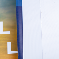 Anhängerplane, farbig bedruckt, geklappt mit Saum