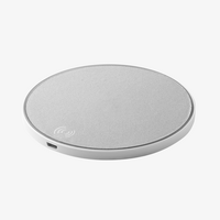 Induktive Ladestation aus Recycling, liegend