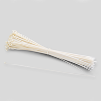 Kabelbinder, weiß, liegend