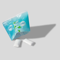 Kaugummi, farbig bedruckt, liegend, offen