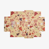 Karton, farbig bedruckt, Muster, flach