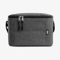 Kühltasche mit isothermem Innenfutter und Außentasche, Personalisierung auf Anfrage