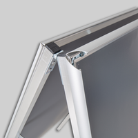 Kundenstopper, silber, aufgestellt