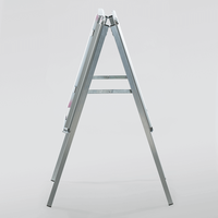 Kundenstopper STANDARD DIN A1 inkl. Postertasche, 32mm Rahmen, Rundecken, Seitenansicht