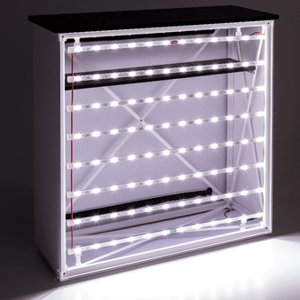 Messetheke, vorne offen mit LED-Vorhang