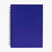 Notizblock mit Metall-Spiralbindung und Deckblatt aus recyceltem Karton blau