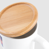 Tasse Detail Bambusdeckel