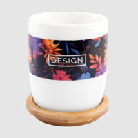 Tasse bedruckt frontal auf Untersetzer