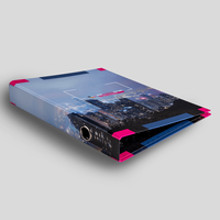 Ringbuch, farbig bedruckt, geschlossen