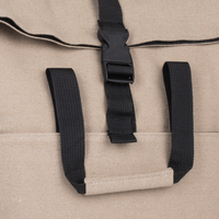 Rolltop-Rucksack aus recyceltem Canvas, Detail Verschluss