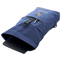 Rolltop-Rucksack aus RPET mit Schnallenverschluss, 10 l, offen