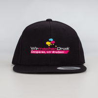 Snapback PREMIUM Cap, mit Stickpositionen, liegend