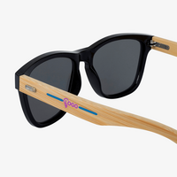 Sonnenbrille schwarz mit Bambusbügeln