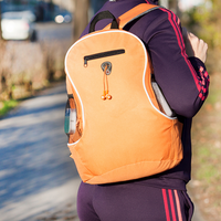 Tagesrucksack aus Polyester mit seitlichen Netztaschen, 19 l