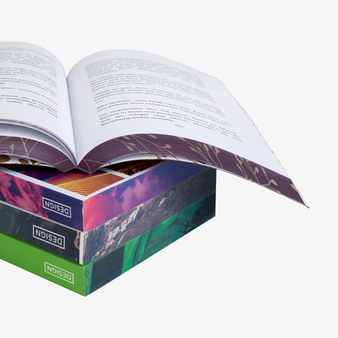 Taschenbuch, DIN A5 hoch, Farbschnitt offen