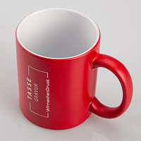 Tasse außen rot, innen WEISS mit einseitiger Lasergravur