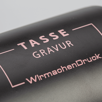 Tasse außen SCHWARZ, innen rosa mit einseitiger Lasergravur