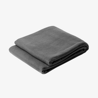 Weiche Fleecedecke aus RPET grau