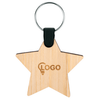 Anhänger Stern aus Bambus graviert von vorne