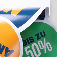 Fensterdekorfolie, farbig bedruckt, eingerollt