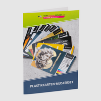 Plastikkarten, farbig bedruckt, stehend